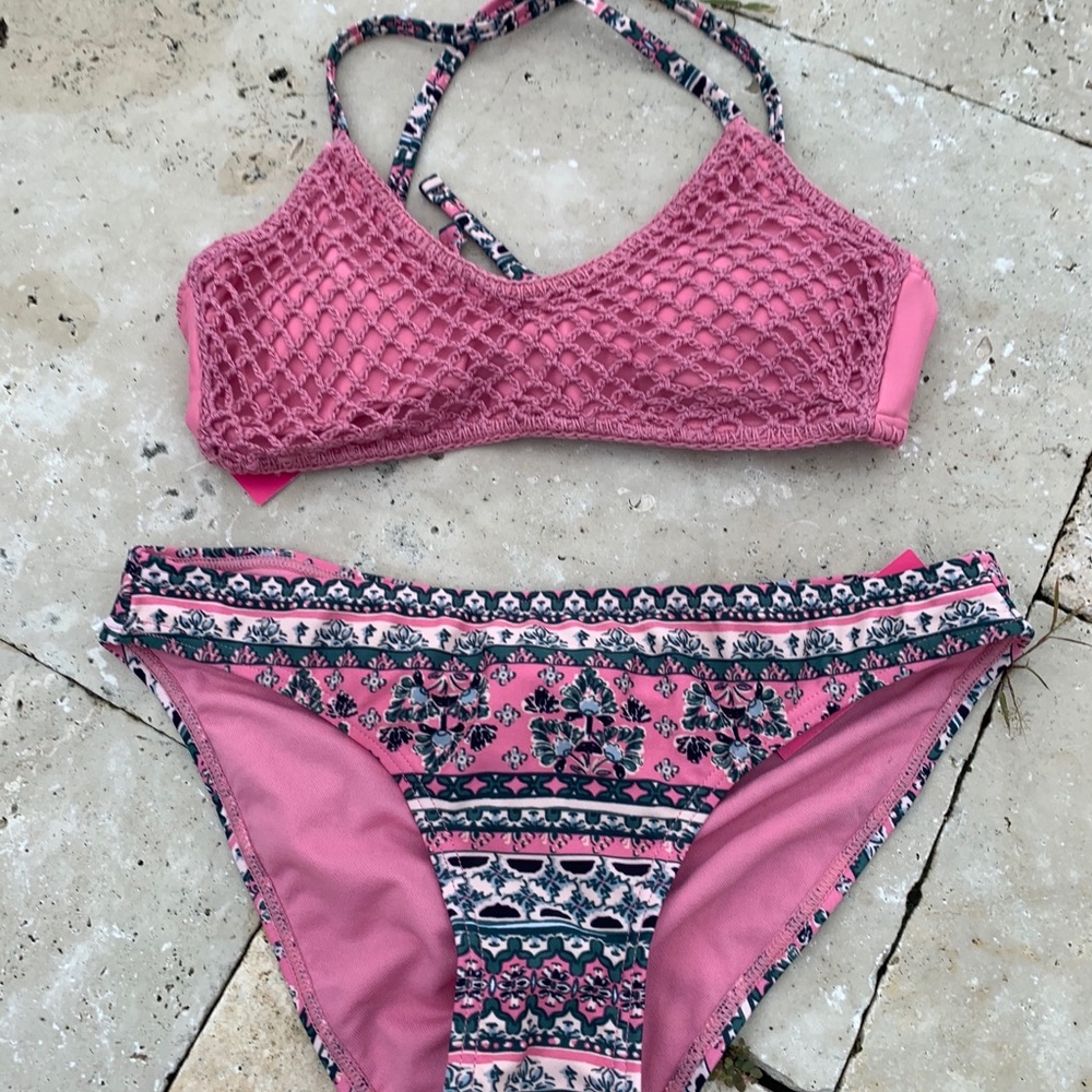 Target pink bikini top and bottom